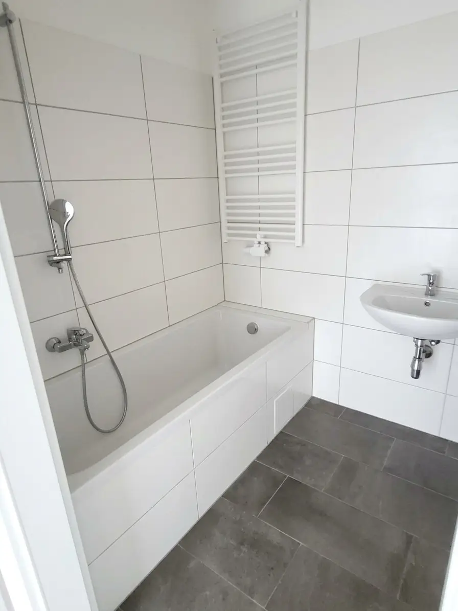 Neubau: Ca. 54 m² Wohnung mit Balkon nach Südwesten ausgerichtet