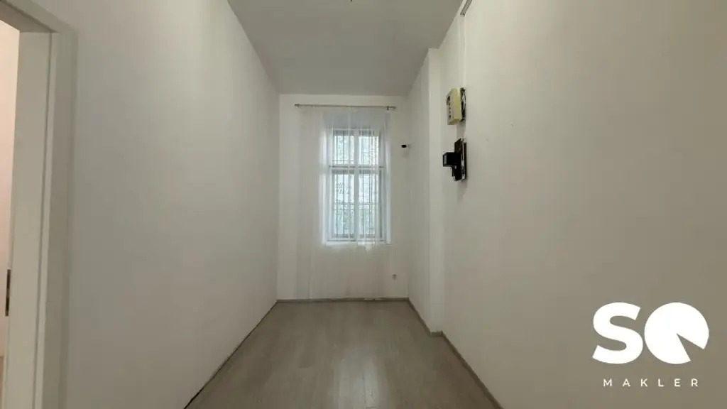 --- GESCHÄFTSLOKAL AM ALLERHEILIGENPLATZ ---