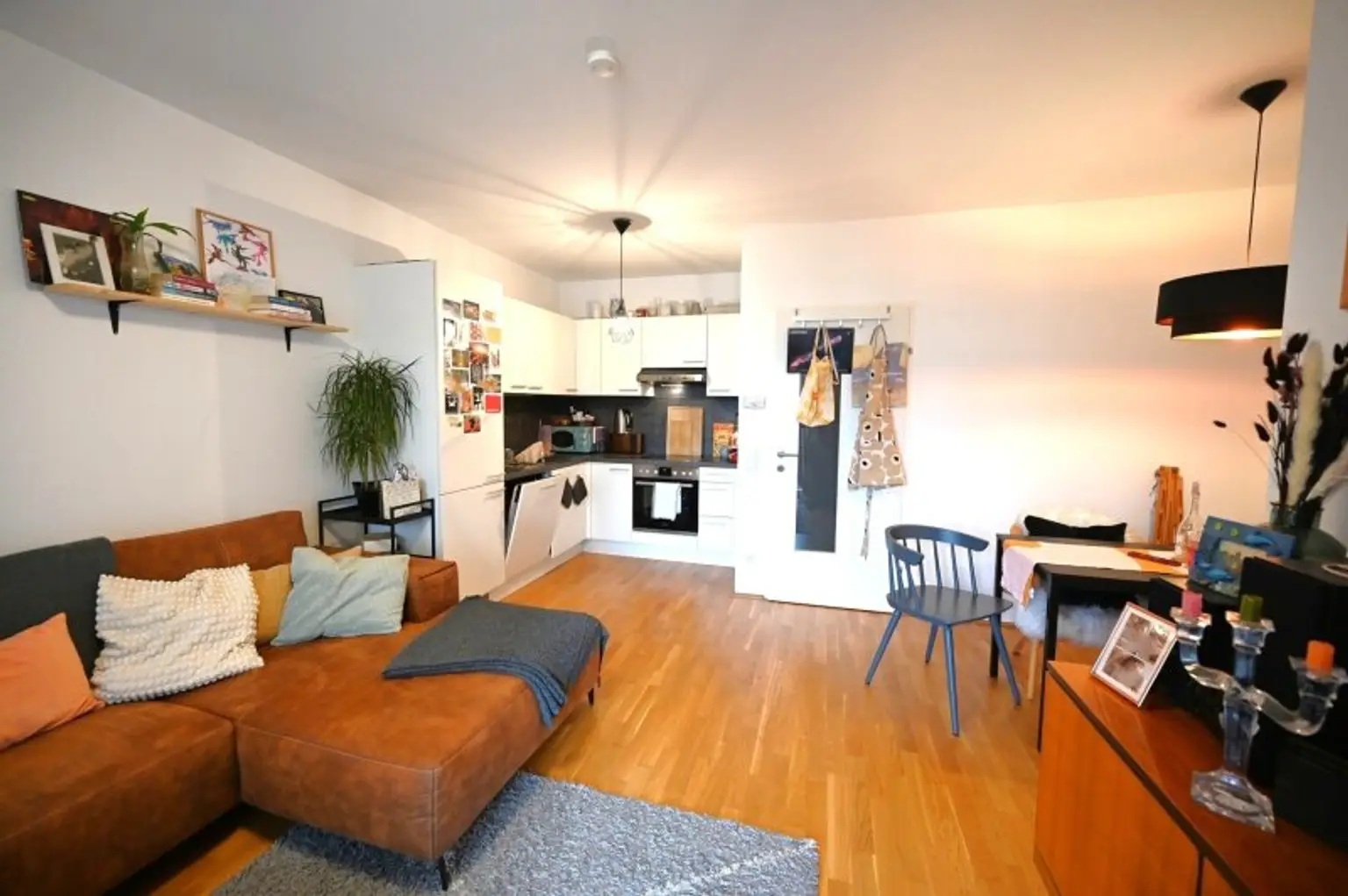 Modernes, zentrales Wohnen mit Balkon – 2-Zimmer-Wohnung