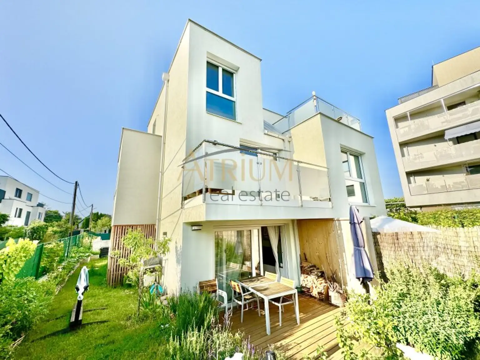 *** IHR NEUES ZUHAUSE WARTET ***
