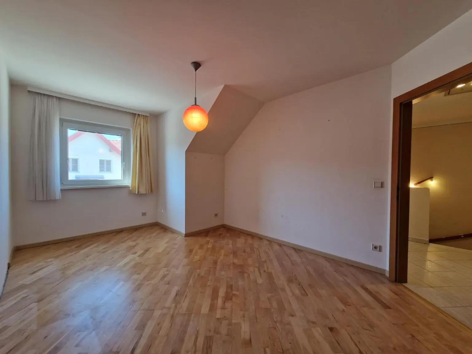 Reihenhaus mit Garage in Kottingbrunn!