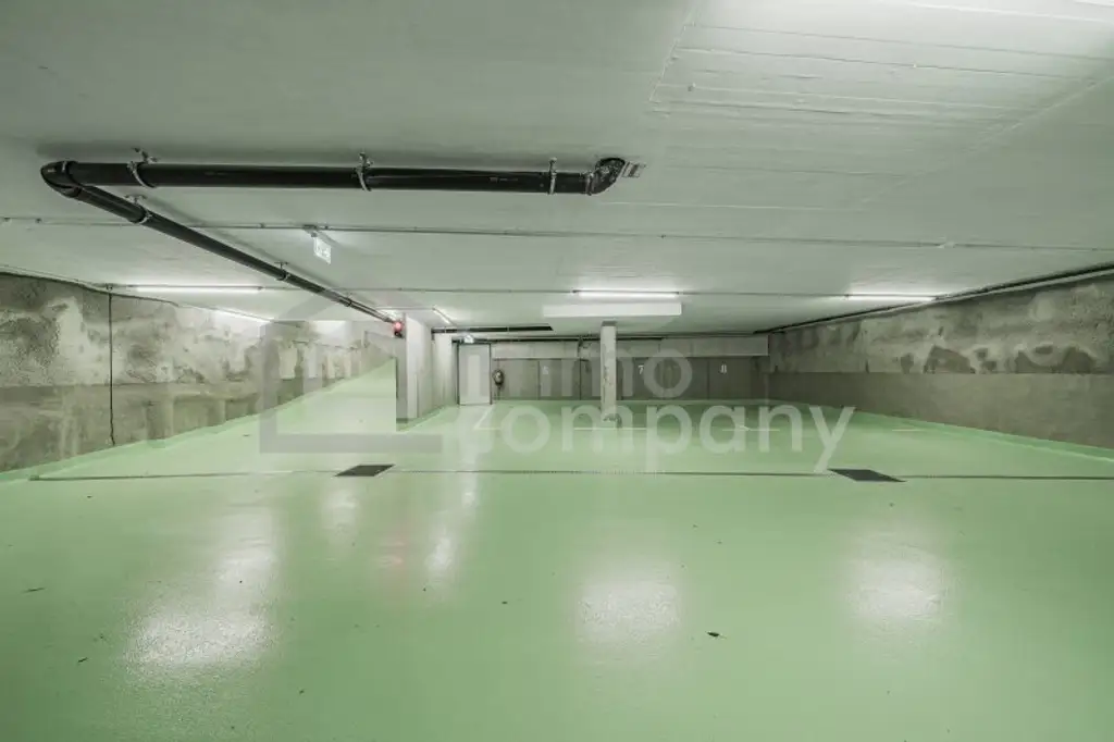 Grossartige 3-Zimmer-Wohnung mit Loggia + Tiefgaragenplatz! 14. Bezirk. U4