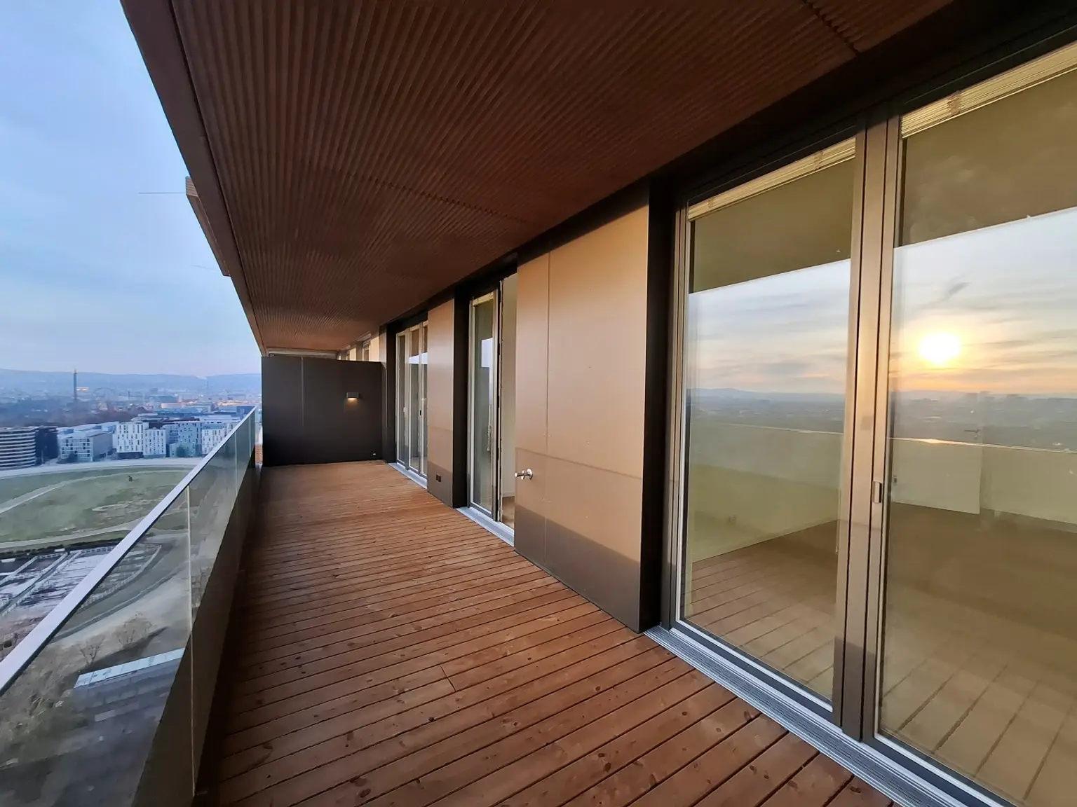 20251119_153249-VSCO