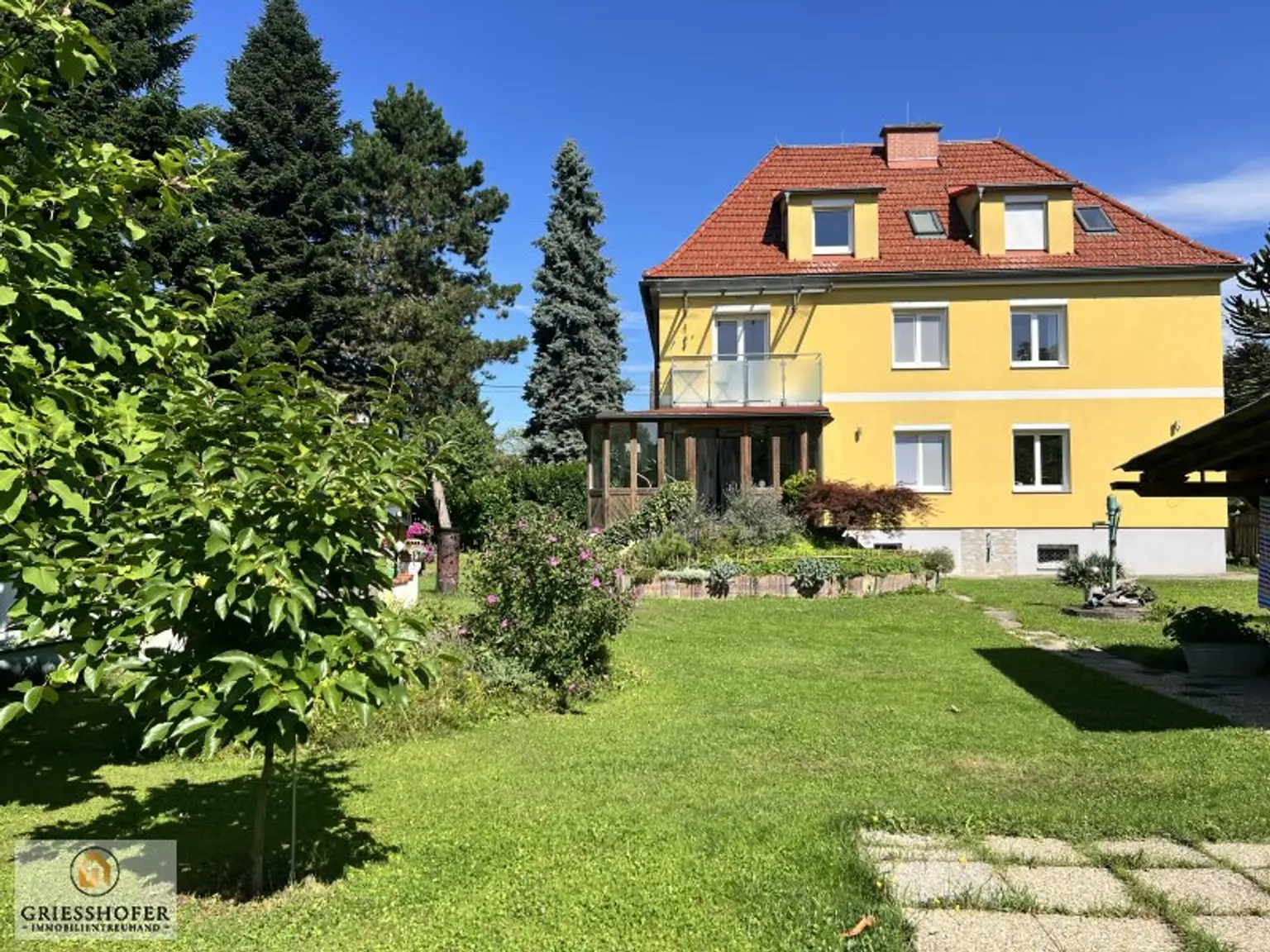 Bezauberndes, romantisches und sonniges Anwesen in zentraler Ruhelage