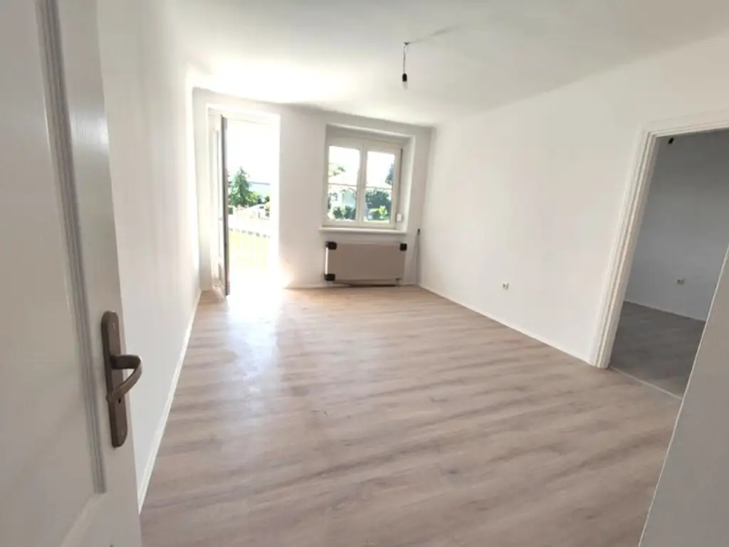 Traumhafte, frisch renovierte Eigentumswohnung mit 2 Balkonen in Siegendorf – Ihr neues Zuhause!