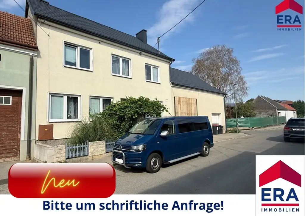 NEU: Viel Platz für Familie, Hobby und Werkstatt – Einfamilienhaus mit 4 Garagen und neuem Dach