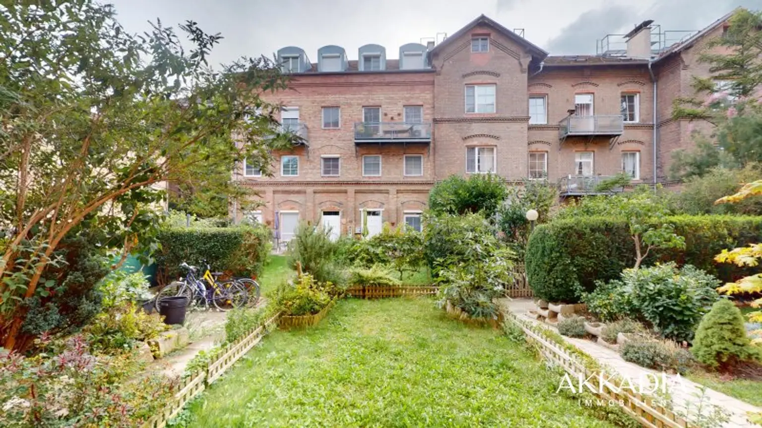 Maisonette-Wohnung mit Terrasse & Garten in zentraler Lage von Korneuburg – Wohnen im generalsanierten Backsteinbau
