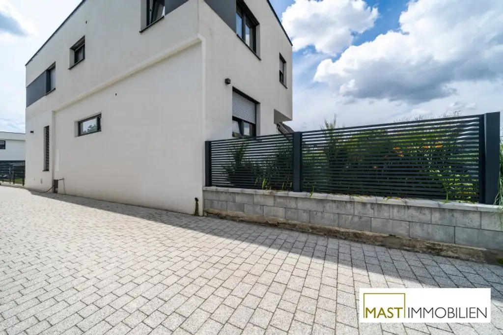 Familientraum nahe Wien! 6-Zimmer-Einfamilienhaus mit Garten & Terrasse