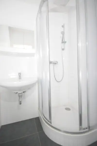 IDEALE 3,5 ZIMMER WOHNUNG - PERFEKTE RAUMAUFTEILUNG UND GEMEINSCHAFTSGARTEN