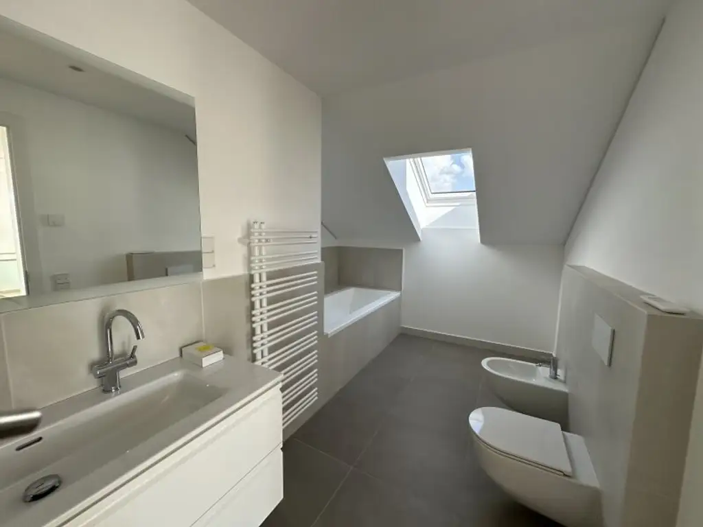 Gonzagagasse: moderne 4-Zimmer-Maisonette mit Freifläche: Leben im City-Center!