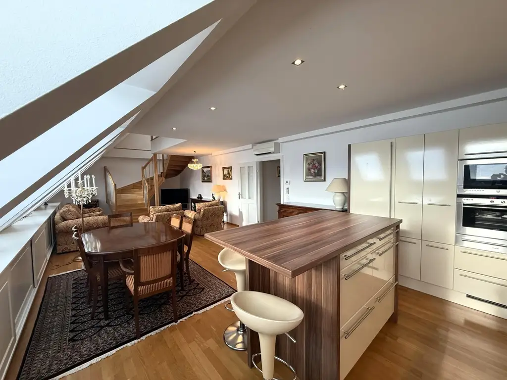 Terrassenmaisonette im Dritten, ein Juwel zum Einziehen // Terrace maisonette in the third (district), a gem to move into //
