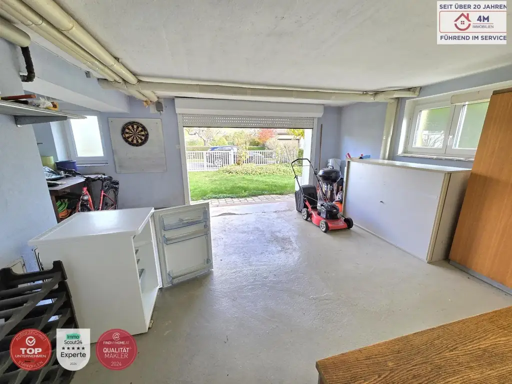 Stilvolles Einfamilienhaus mit gepflegtem Garten in bester Lage von Kobersdorf