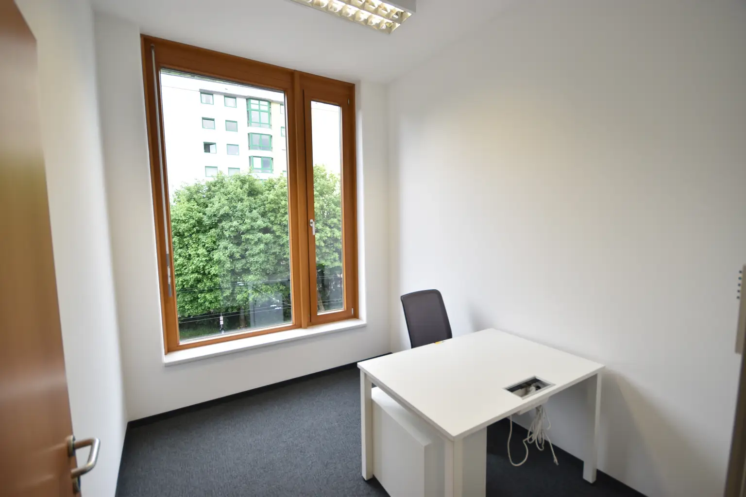 "SCHALLMOOS - Helle Büroetage im Business Boulevard"