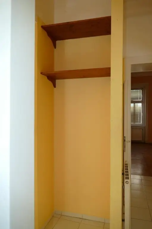 Zentral begehbar, charmante Ideal-Single-Student- Mietwohnung.