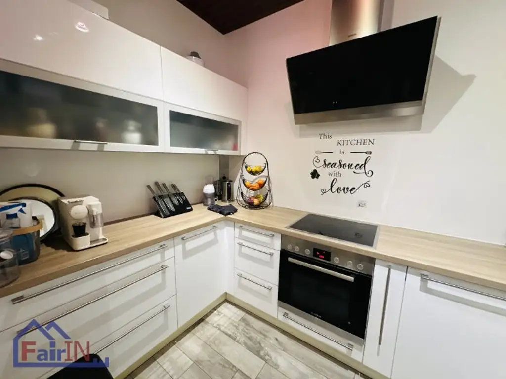 Traumhaus in Sollenau: Gepflegtes 140m² Heim mit Garten, Garage!