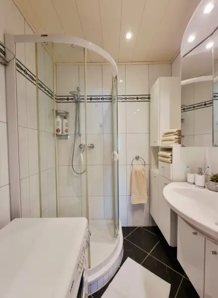 3-Zimmer-Wohnung mit Loggia & Stellplatz – ruhige Lage nahe Traisenpark & Viehofner Seen