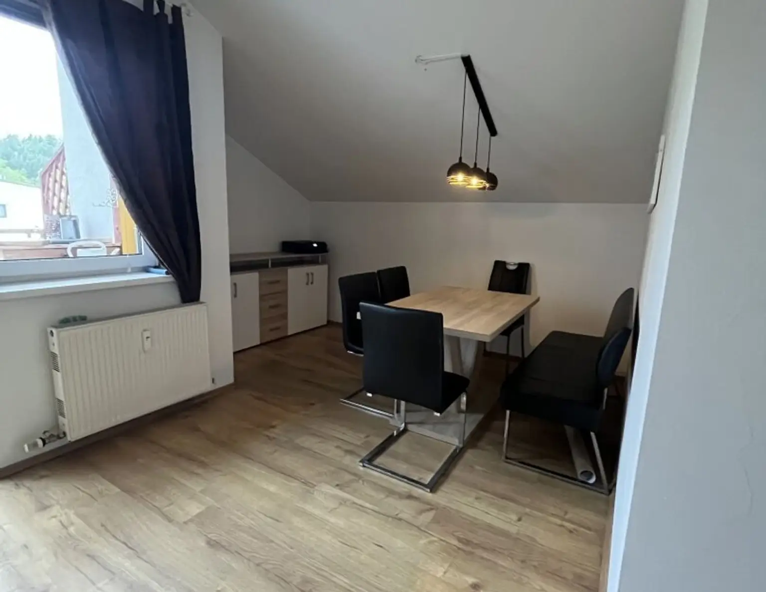 Wohlfühlgarantie inkl. - Familien-Wohn(t)raum! Naturnahe Toplage mit sonnigem Balkon in ruhiger Freistädter Stadtrandlage!