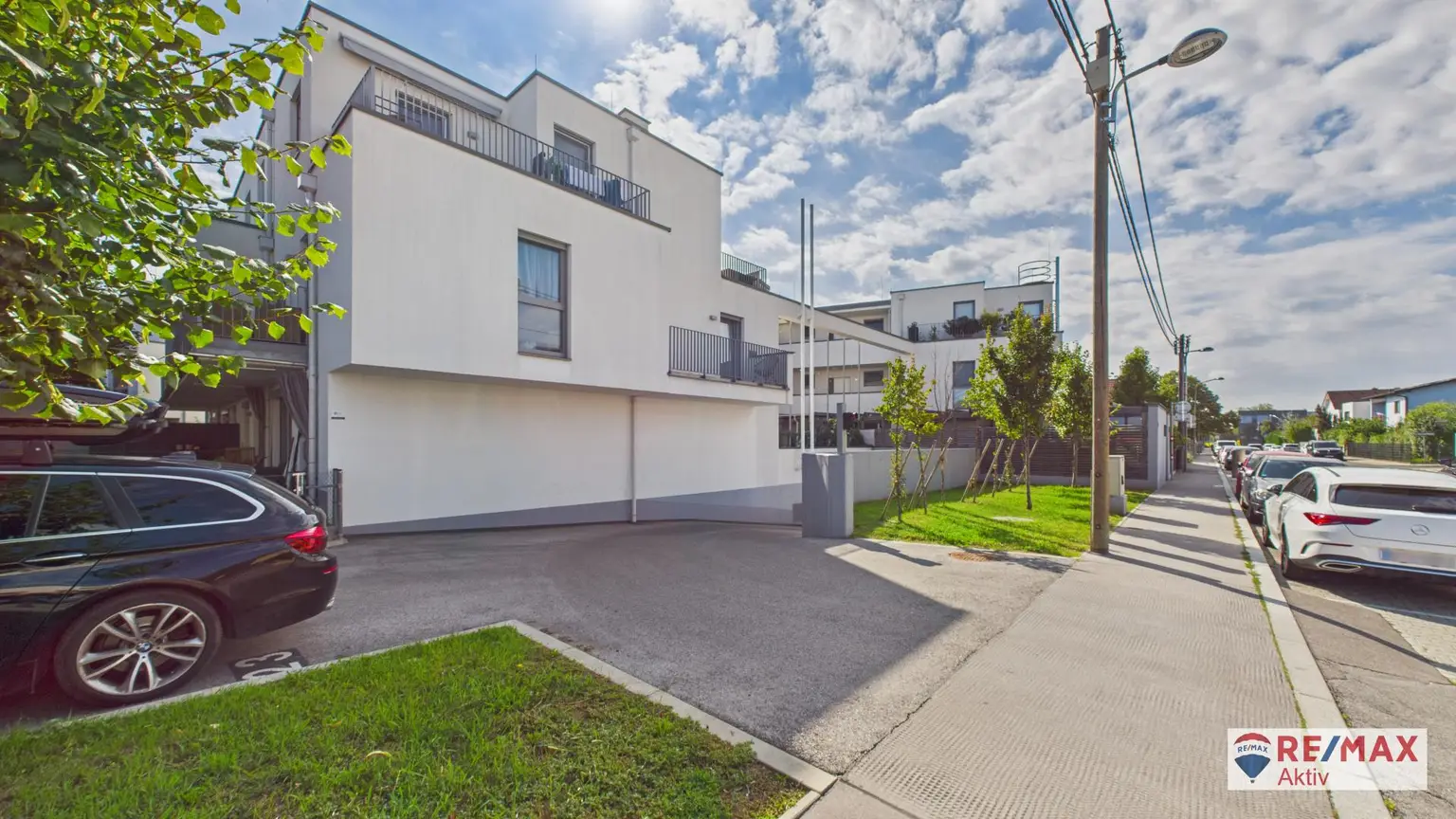 Traumhafte Wohnung mit Balkon & Garagenplatz - einziehen und wohlfühlen