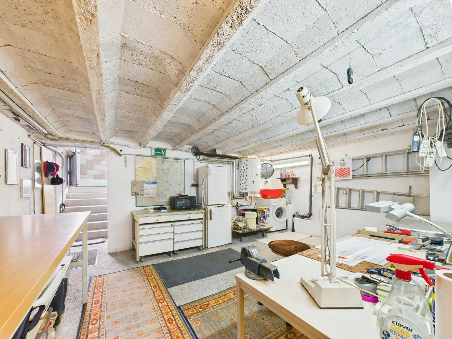 Einfamilienhaus mit Keller, Garten und Garage