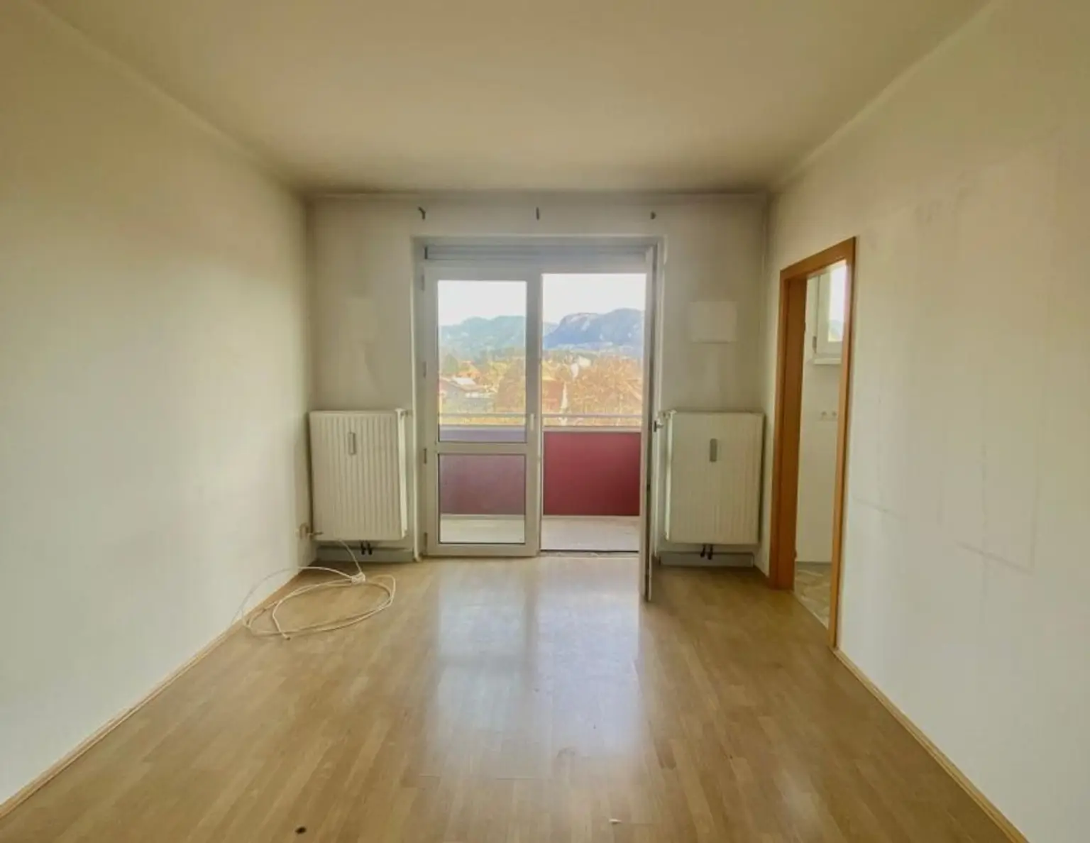 Günstige Wohnung mit Balkon in Trofaiach, Steiermark - Perfekt für Singles oder Paare!