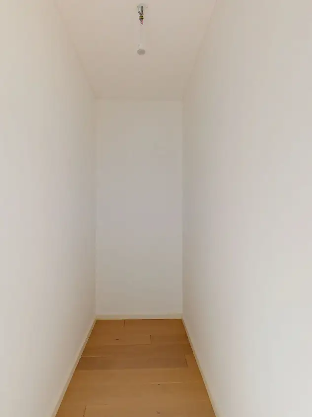 2-Zimmer-Erstbezug mit Innenhof-Balkon – Anleger oder Eigennutzer