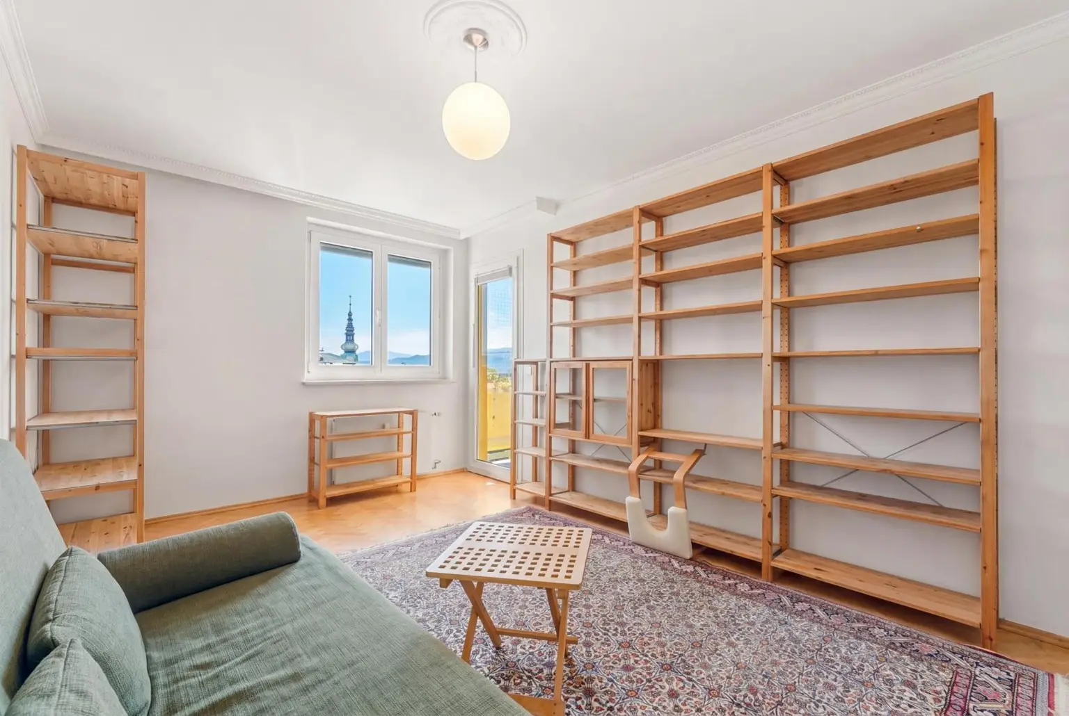 Zimmer (mit KI ausgeräumt)