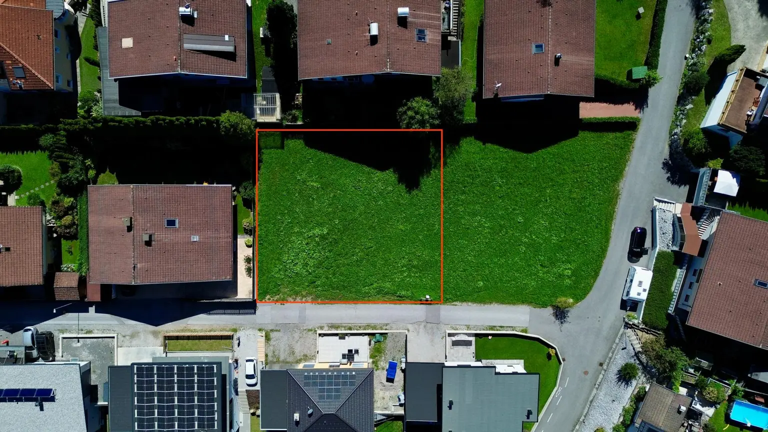 Sonniges Baugrundstück in Polling