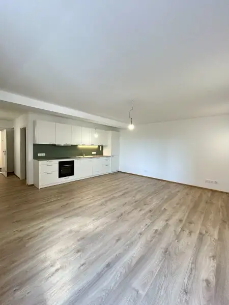 Erstbezug Dachgeschoßwohnung mit Balkon in Klosterneuburg – Ihr neues Zuhause!
