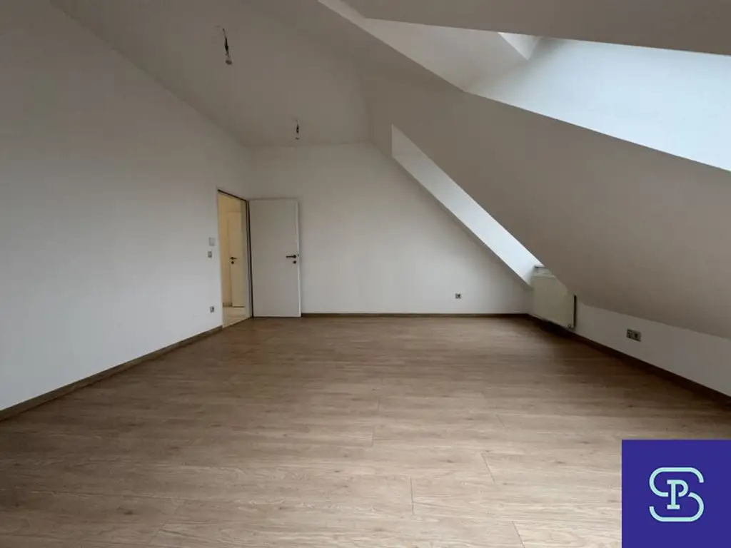 Provisionsfrei: Unbefristete 77m² DG-Wohnung mit Lift - 1100 Wien