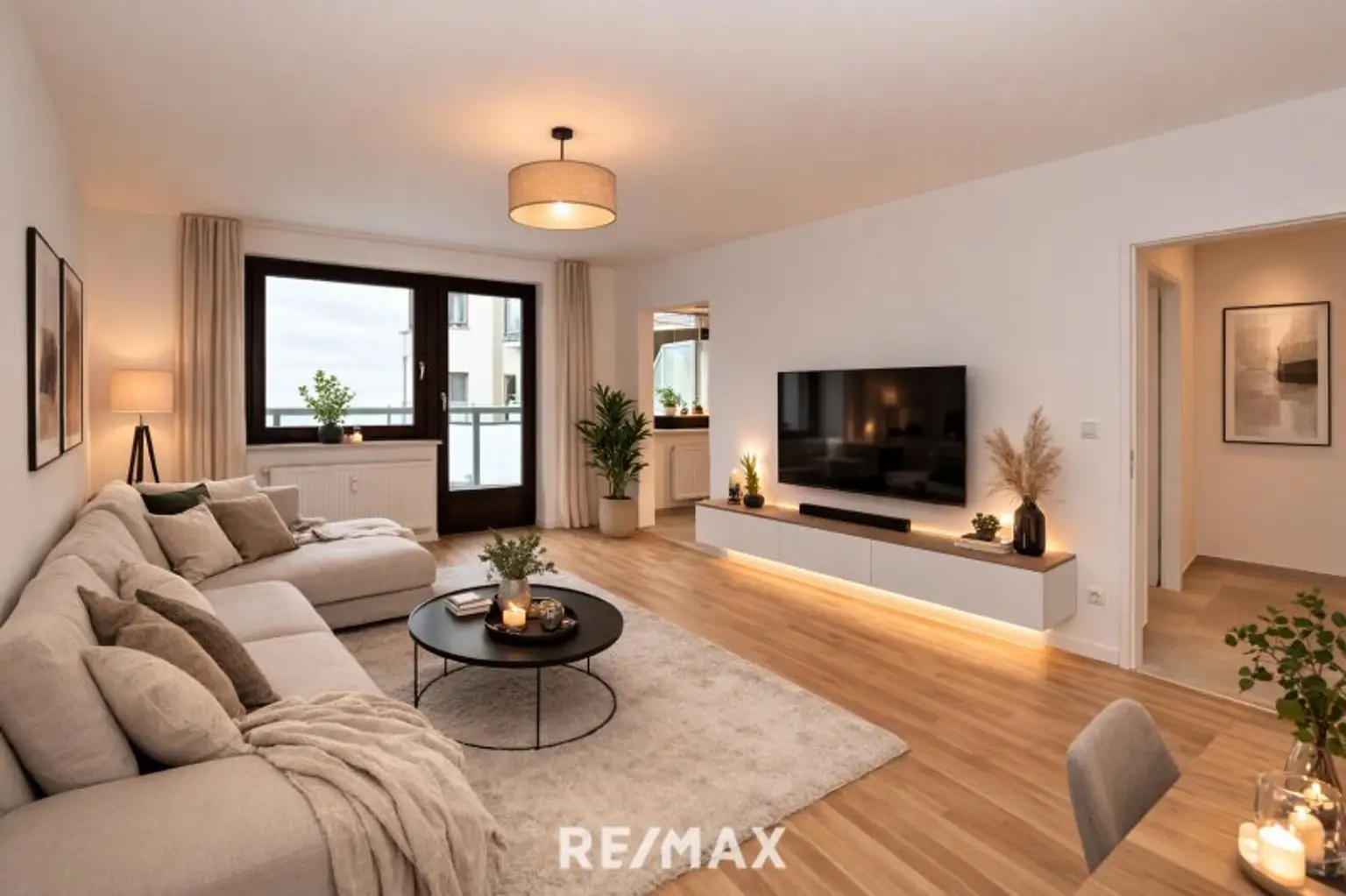 Wohnzimmer (virtuell eingerichtet)