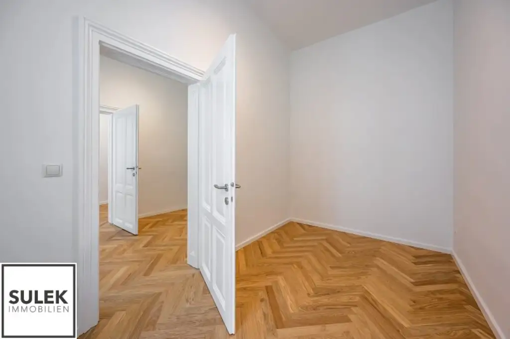*** Fugbachgasse 7: Generalsanierte 3 Zimmer Altbauwohnung mit praktischem Grundriss und Balkon *** Nähe Augarten ***