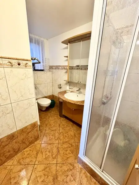 GEPFLEGTES WOHNHAUS - AUCH ALS FERIENDOMIZIL NUTZBAR