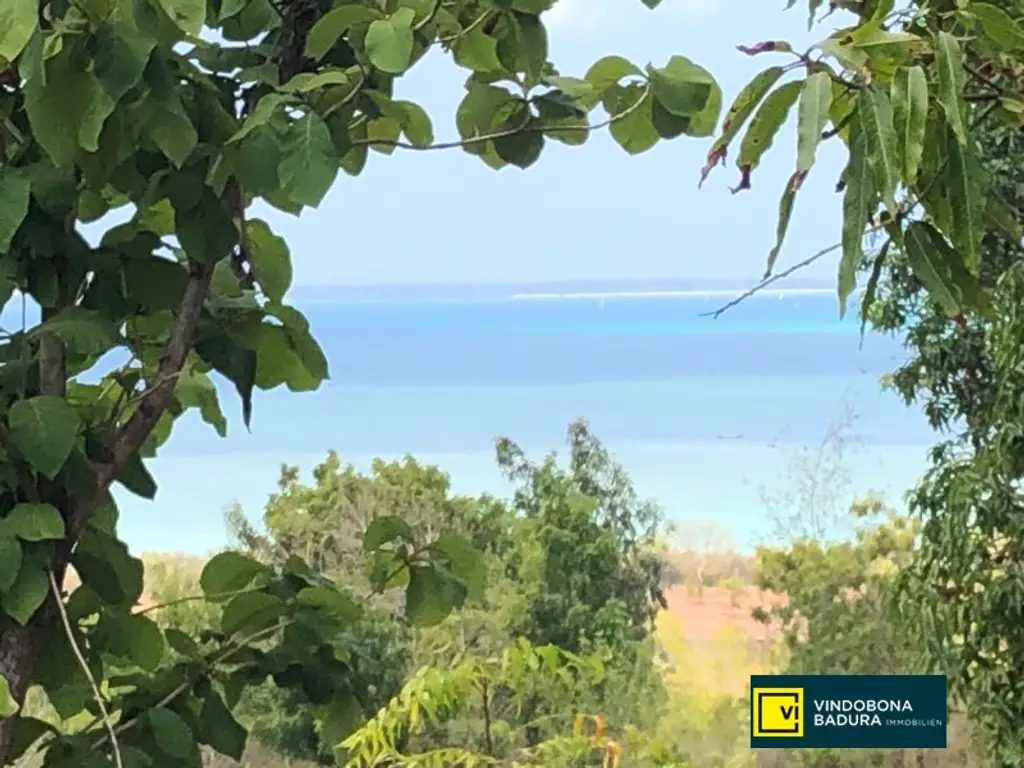 **PREISREDUKTION** TRAUMHAFTES GRUNDSTÜCK AM MEER