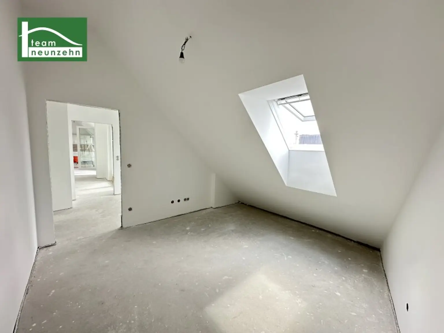 Klimatisierte Erstbezugs-Wohnung im DG nahe U3, S-Bahn und hervorragender Infrastruktur mit hochwertiger Ausstattung! - Mitten im Dritten