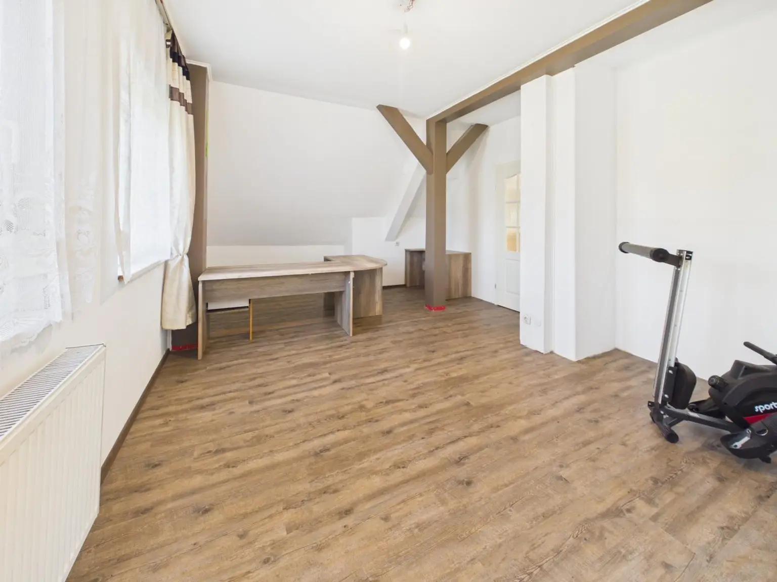 Wohnzimmer DG