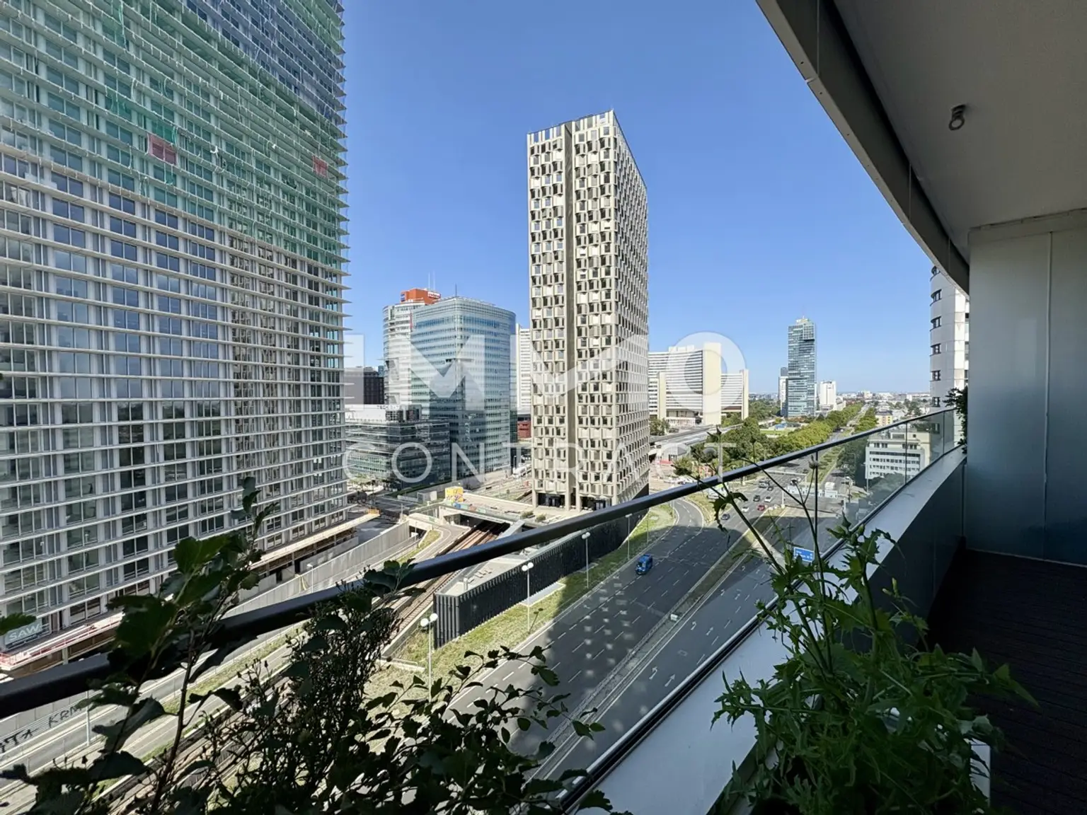 Entzückendes Apartment mit Donau, Kahlenberg, Abendsonne: Gym, Spa, Pool, Lounges, Supermarkt NEW