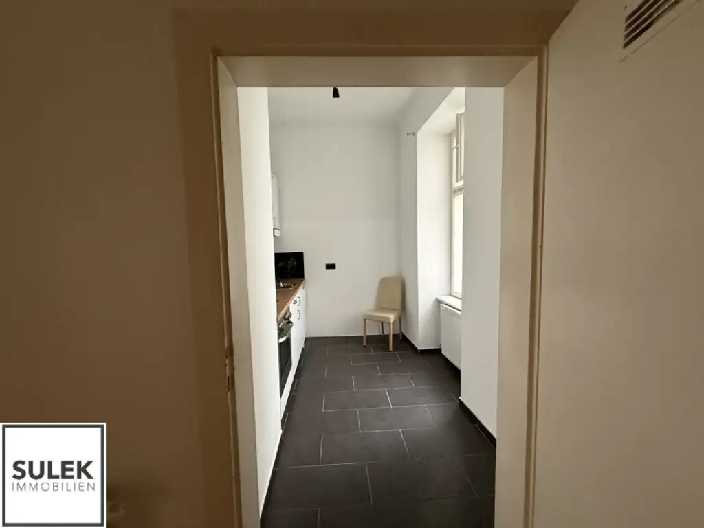 Geräumige 2-Zimmer-Wohnung mit Potenzial auf der Mariahilfer Straße 187 (sanierungsbedürftig)  **VIDEOTOUR**