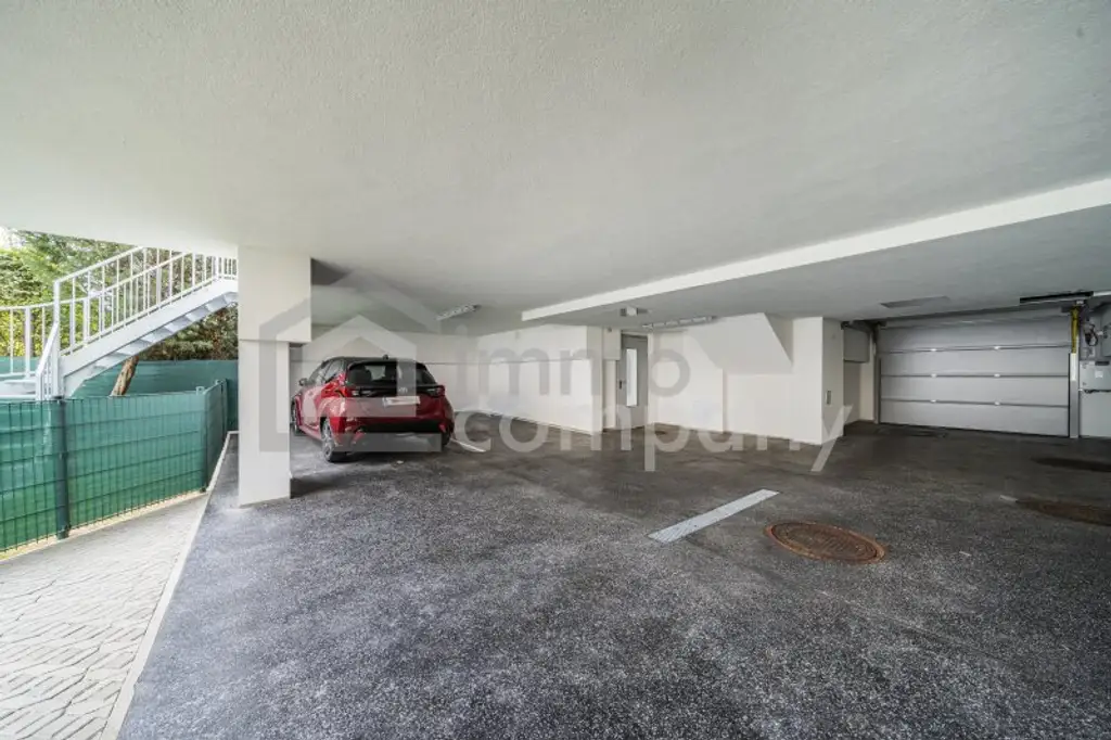 Wunderschöne 3-Zimmer-Wohnung mit herrlicher Aussicht und Balkon + Stellplatz! 12. Bezirk.