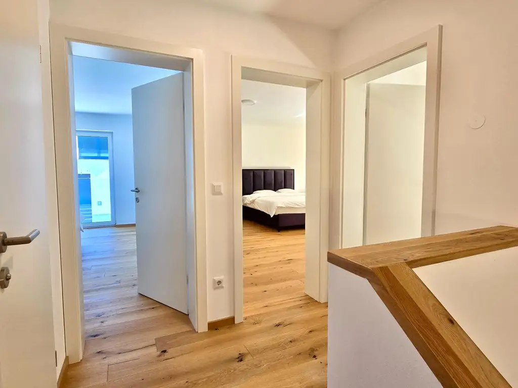 ERSTBEZUG - Doppelhaushälfte - 130 m² - 4 Zi - Nähe Klosterneuburg