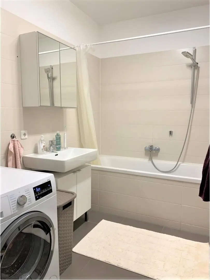 Perg (Stifterstraße): 3-Zimmerwohnung ca. 70 m² + große LOGGIA  + 2 Autoabstellplätze