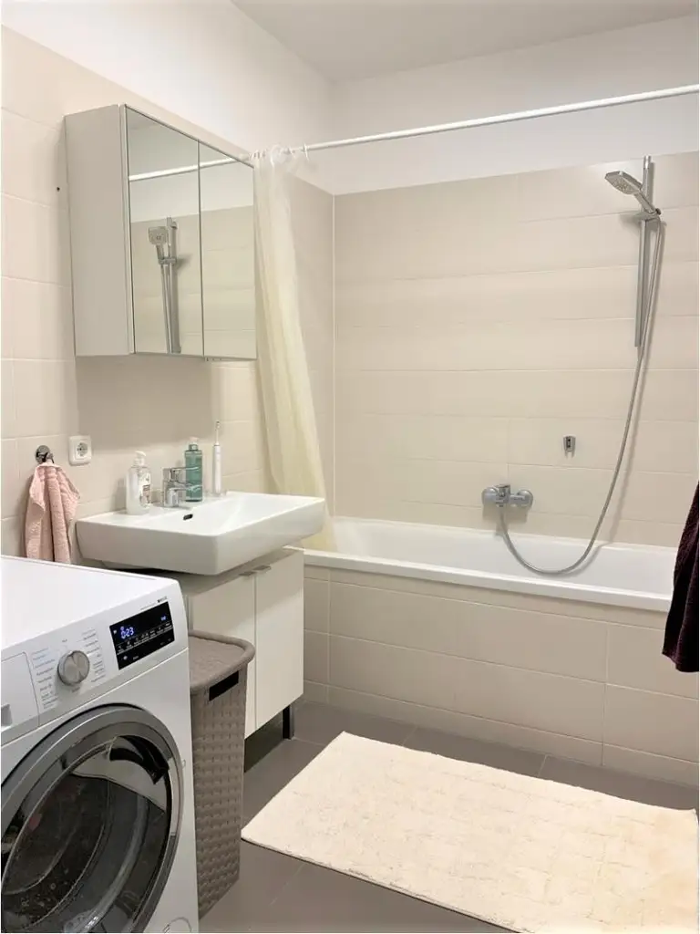 Perg (Stifterstraße): 3-Zimmerwohnung ca. 70 m² + große LOGGIA  + 2 Autoabstellplätze