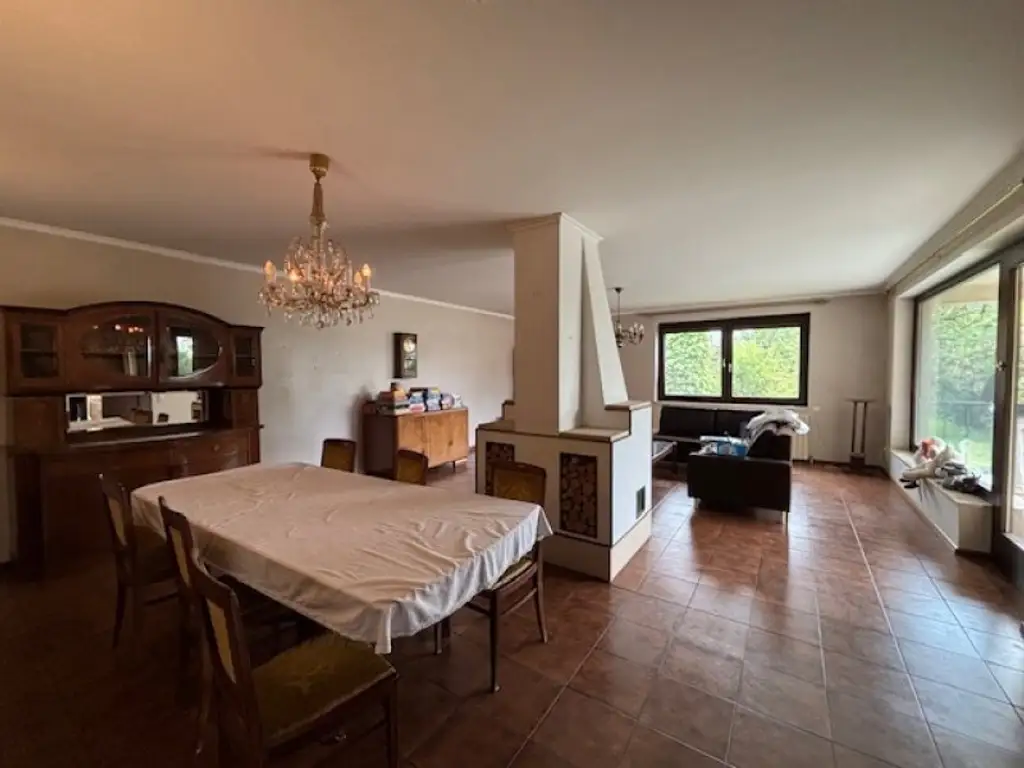 Engelhartstetten - Gediegenes Einfamilienhaus mit großem sonnigen Garten