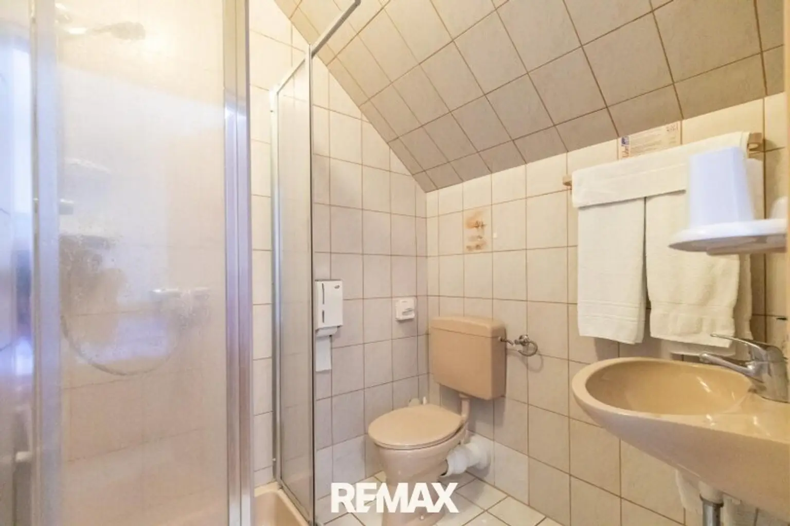 Bad/Fremdenzimmer