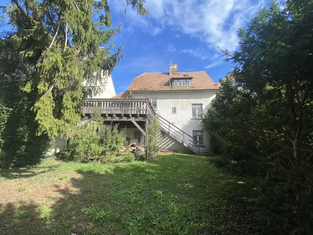 "Baugrund mit Sommerhaus in bester Lage"