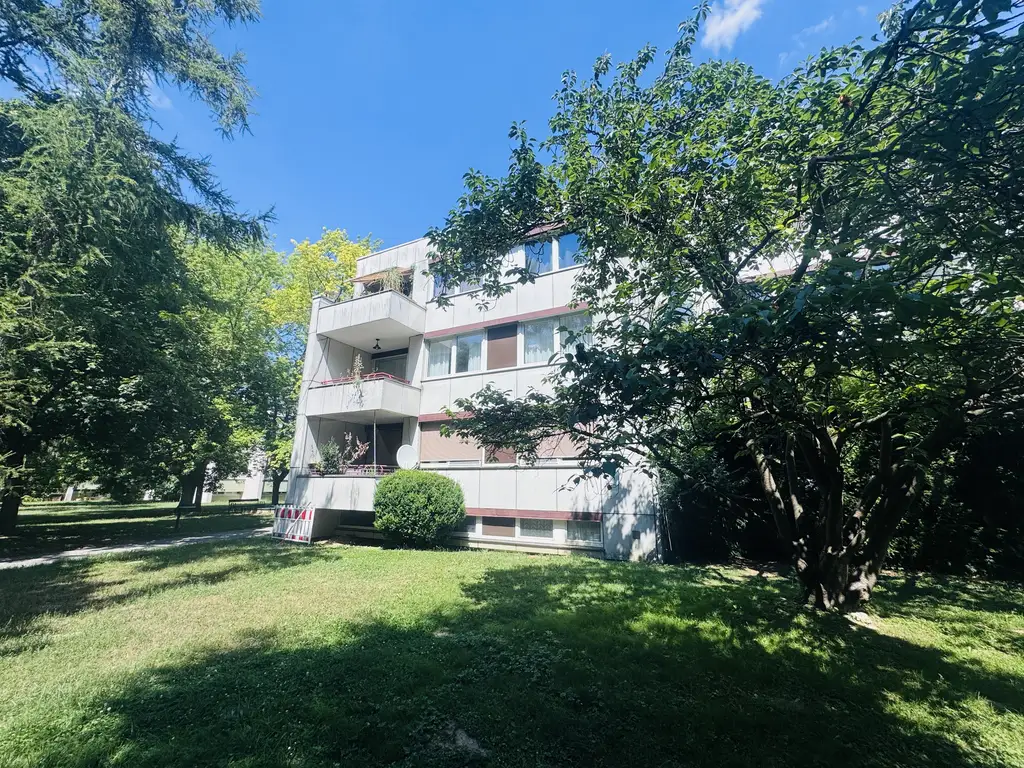 Helle 2-Zimmer-Neubauwohnung mit Terrasse & Parkplatz in ruhiger Grünlage