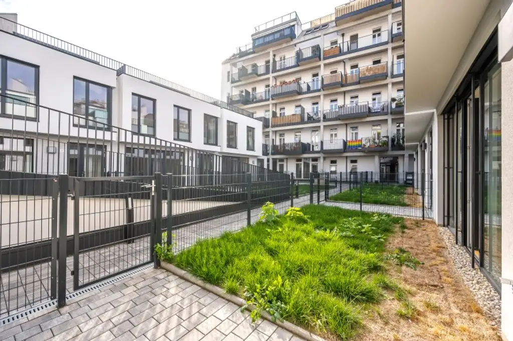 ***NEU***Townhouses in bester Lage mit Garten und Dachterrasse!