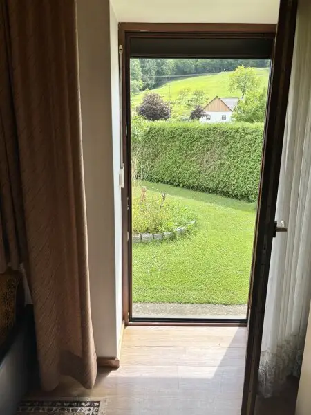 ** GARTENTAGE ** ren.bed. Landhaus mit bezauberndem Grundstück !! Ca. 7.200m 2 Wald inklusive !!