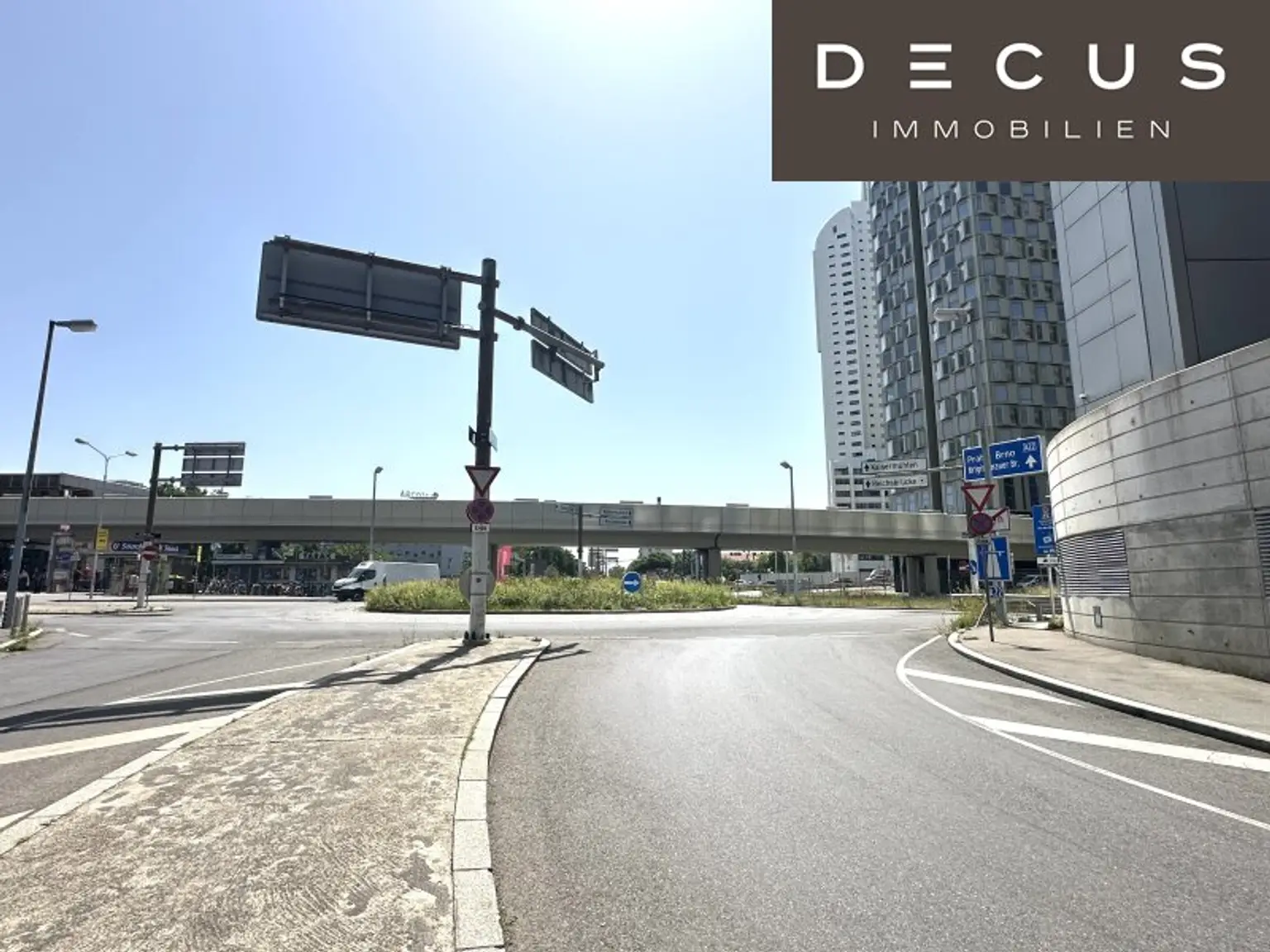 + + + DC-BOX | gekühlte Büro- oder Geschäftsfläche an der U1 + + + DONAU CITY + + +