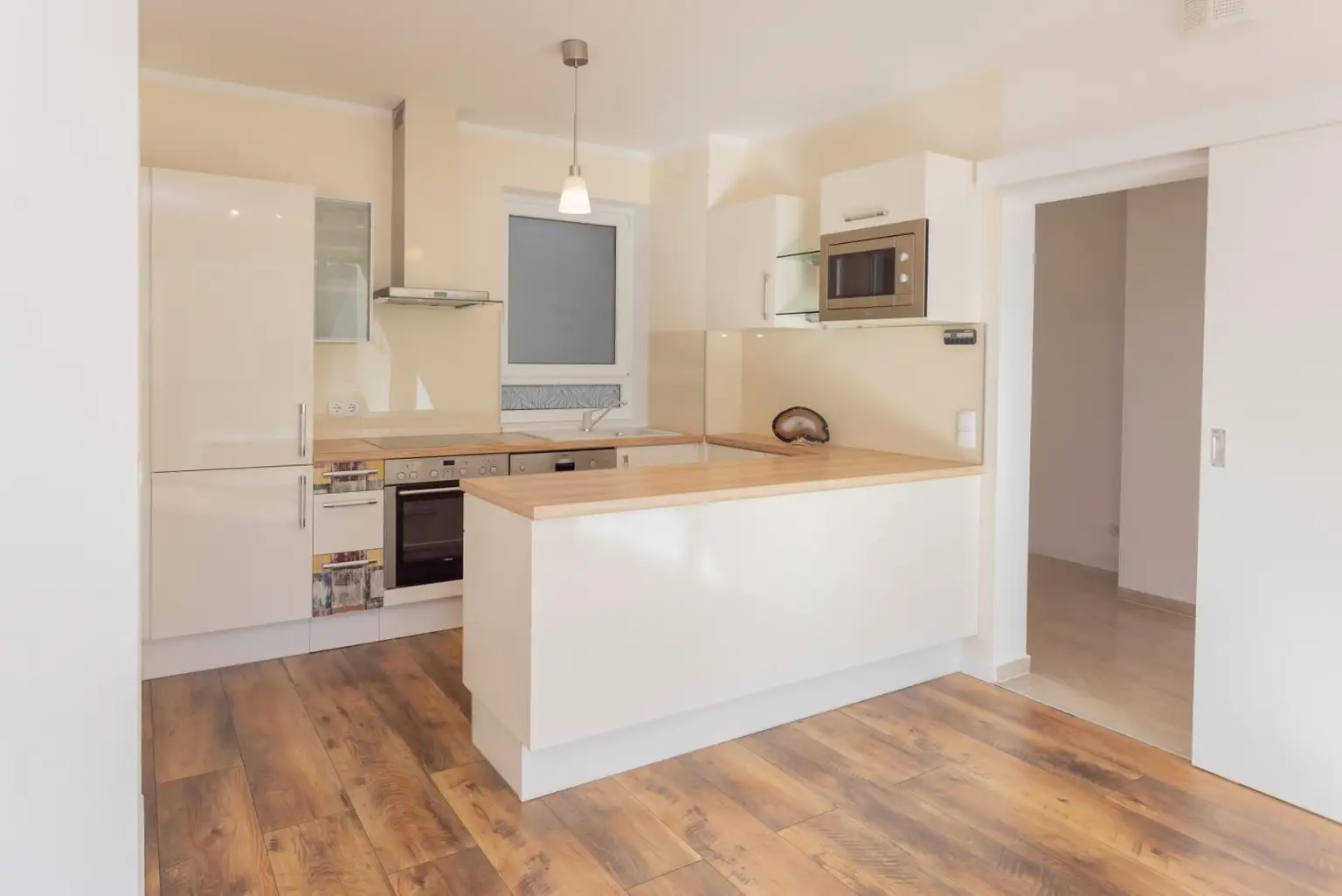 Helle 3-Zimmer-Wohnung mit Loggia in ruhiger Grünlage von Mauerbach