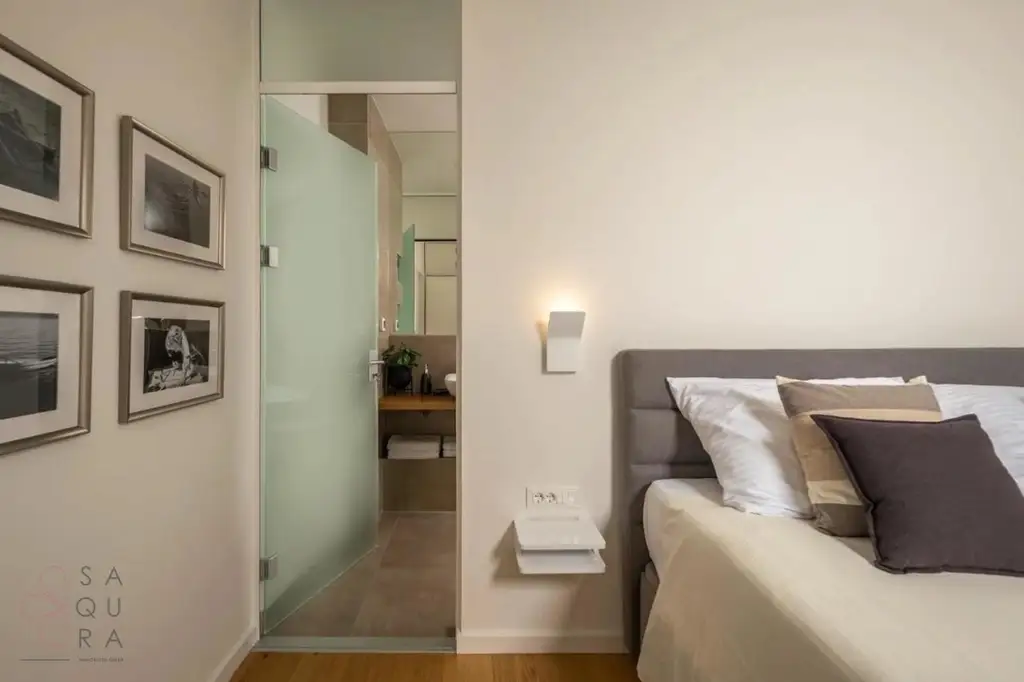 Stilvoll investieren – Exklusive Seafront-Villa auf Ugljan mit Meerblick & Vermietungspotenzial